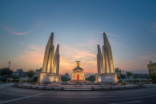 1280px-010-Democracy_Monument